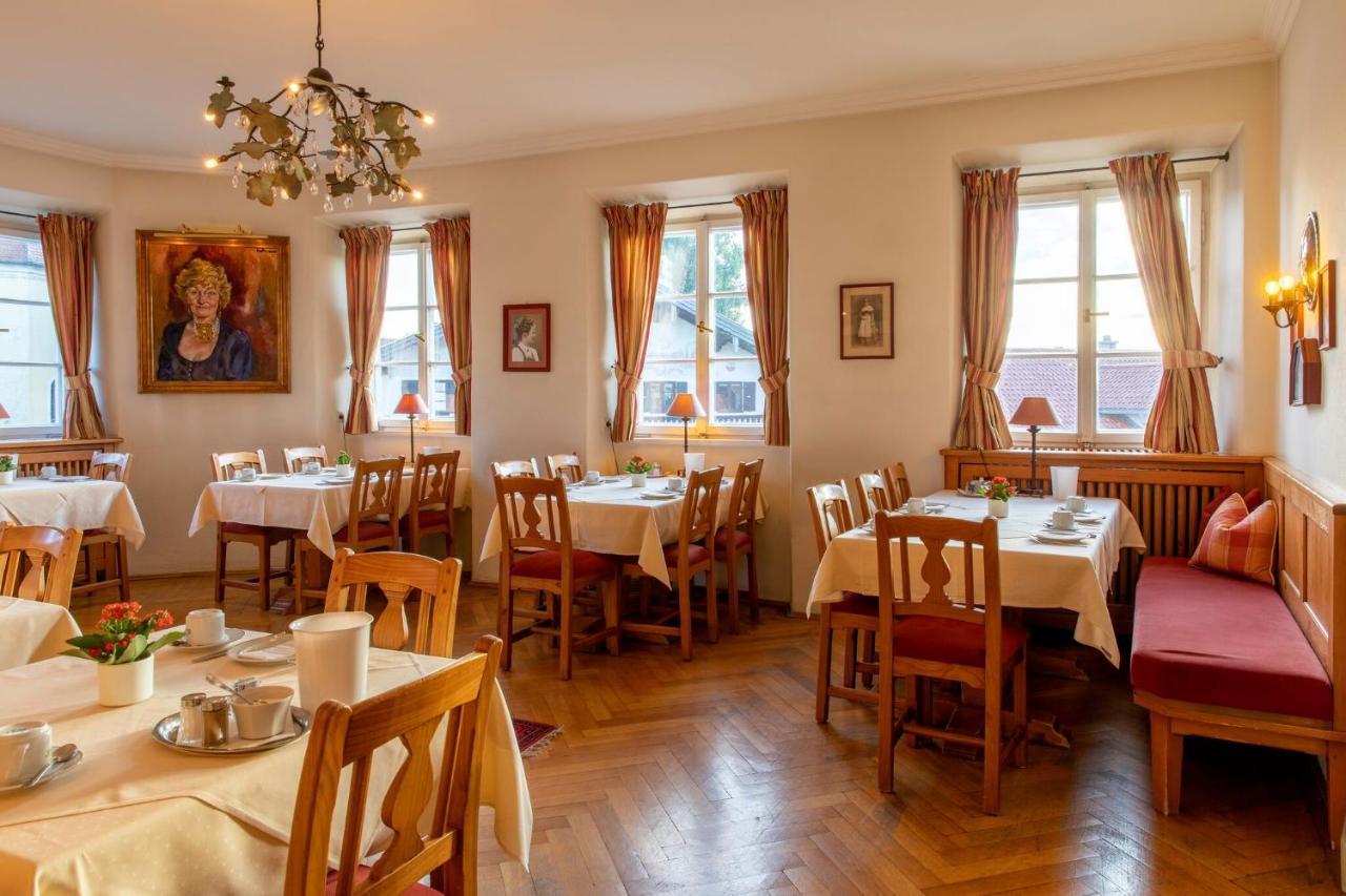 Hotel Gasthof Alte Post Holzkirchen Holzkirchen  Bagian luar foto