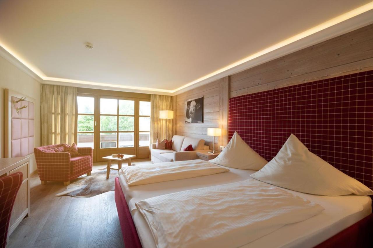 Hotel Gasthof Alte Post Holzkirchen Holzkirchen  Bagian luar foto