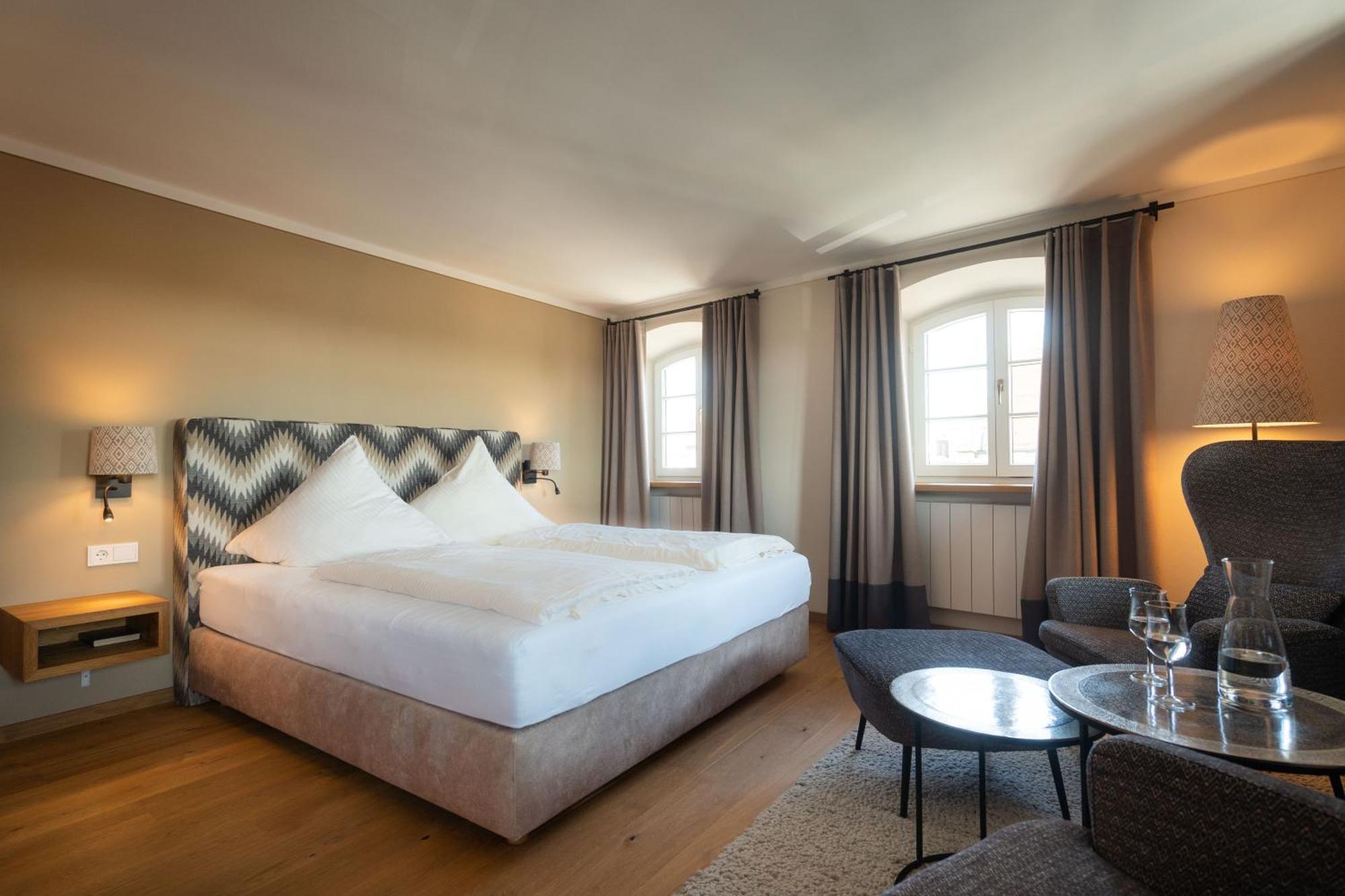 Hotel Gasthof Alte Post Holzkirchen Holzkirchen  Bagian luar foto