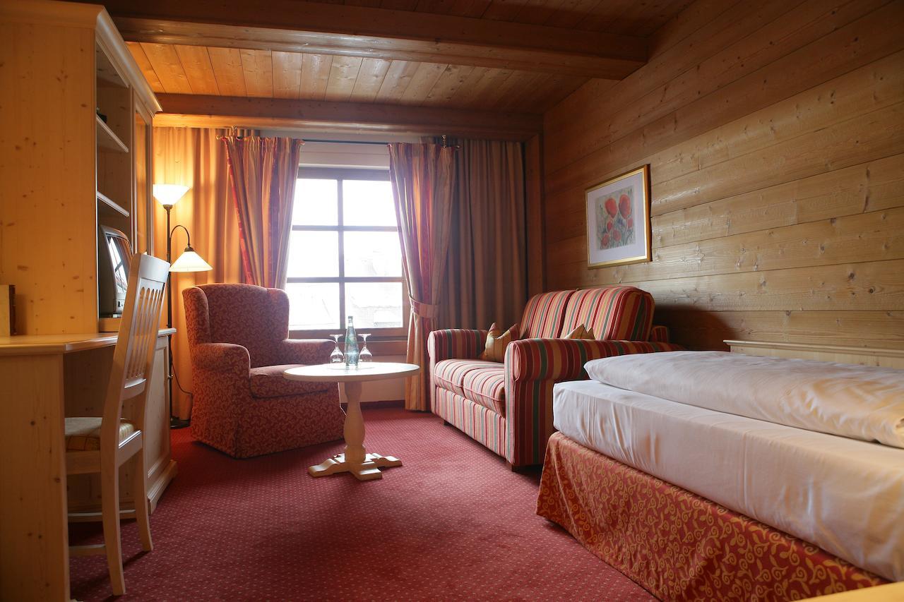 Hotel Gasthof Alte Post Holzkirchen Holzkirchen  Ruang foto