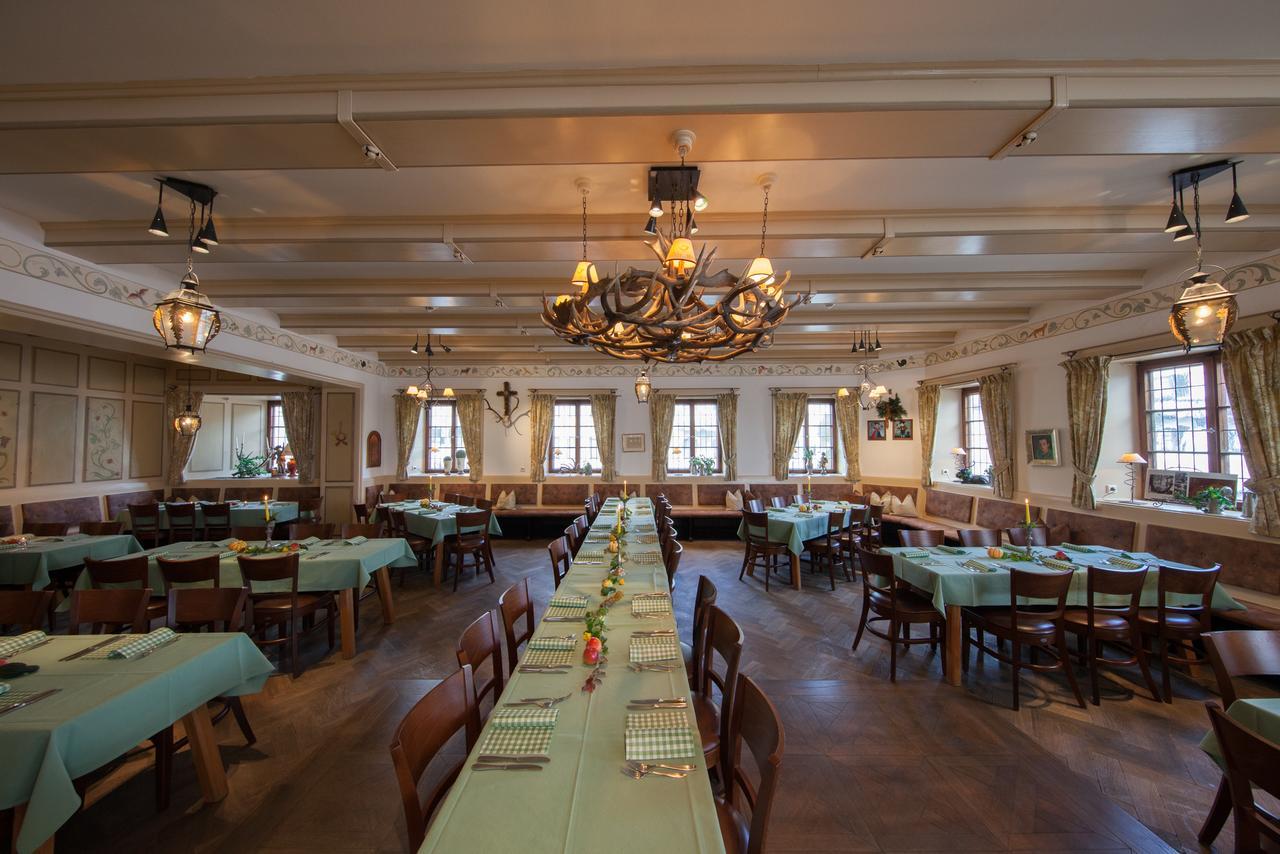 Hotel Gasthof Alte Post Holzkirchen Holzkirchen  Bagian luar foto